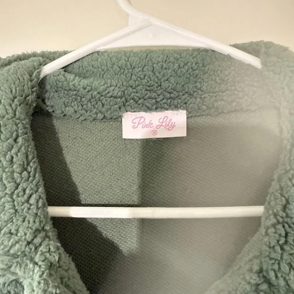 Pink Lily Sherpa Shirt Jacket Shacket Sage Green Teddy Button Front Size Medium - Picture 4 of 5